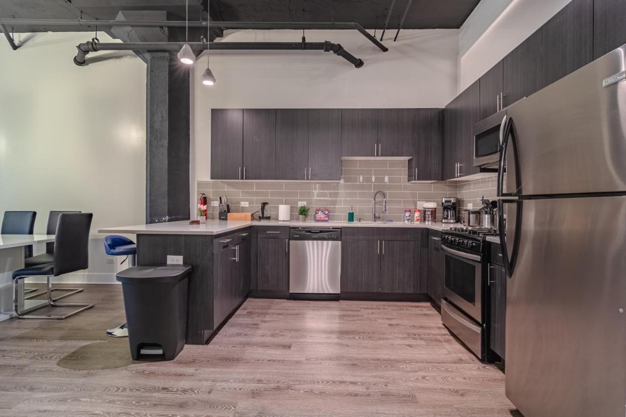 Spacious 3br-2ba designer suite in near McCormick Place Chicago Exterior foto